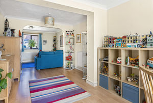 Lounge/ Diner- click for photo gallery